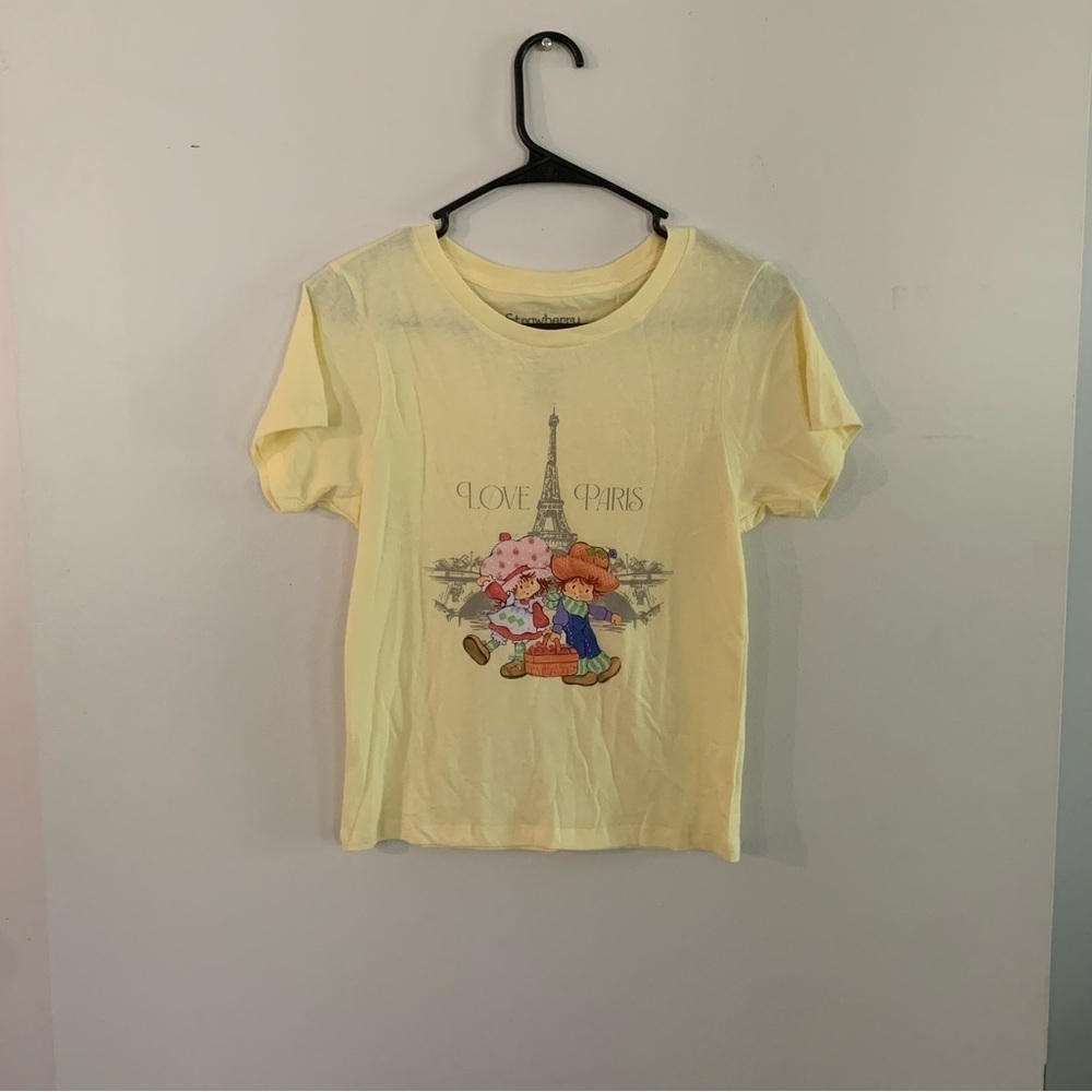 Strawberry Shortcake Love Paris T-Shirt Size Small
